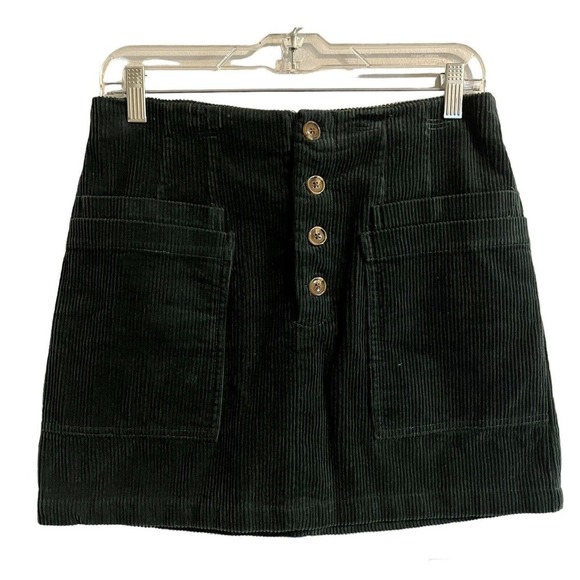 Forever 21 Dresses & Skirts - Forever 21 Contemporary Corduroy Mini Skirt Green Size Large Pockets But…